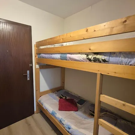 Skis Aux Pieds Le Revard Apartamento *