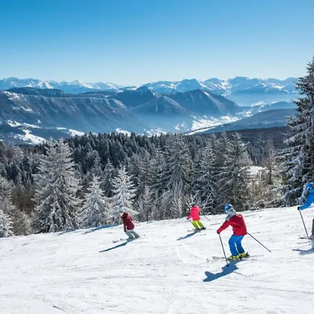 Skis Aux Pieds Le Revard